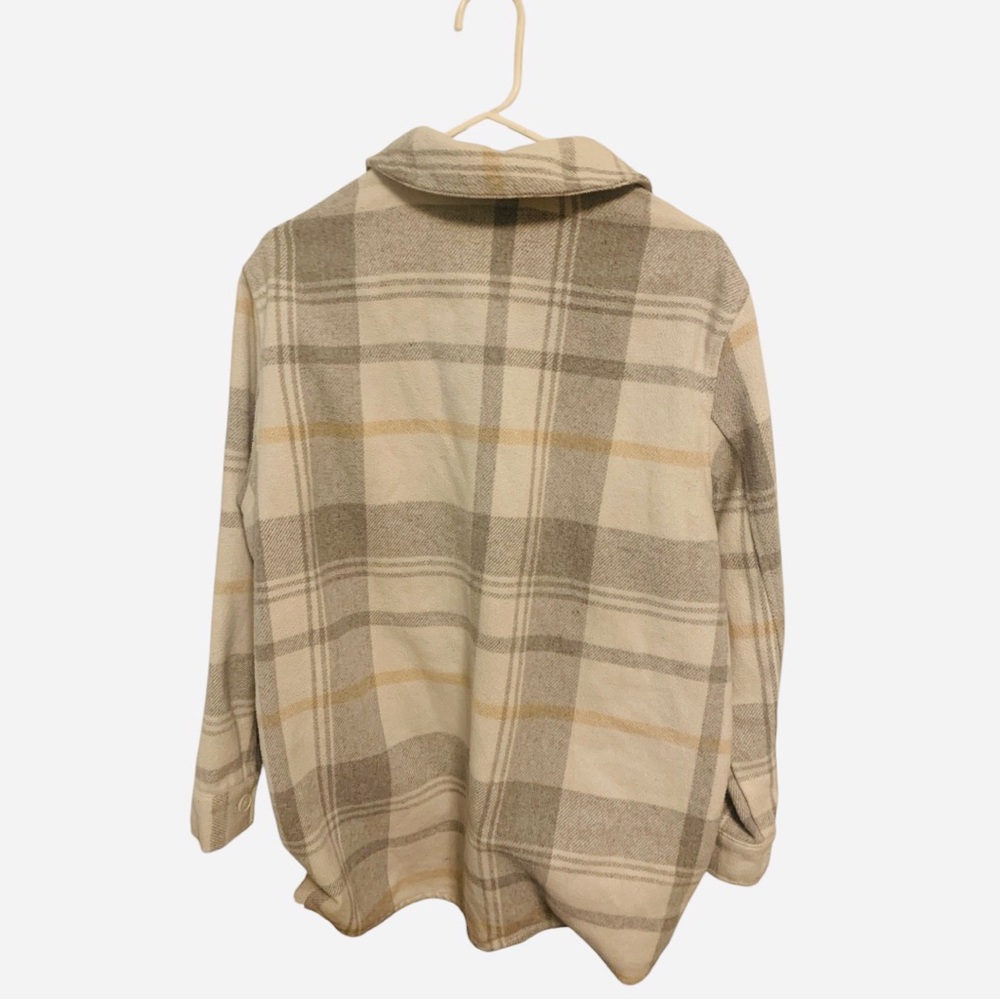 Woman’s George Plaid Button-Up Jacket - Picture 2 of 8